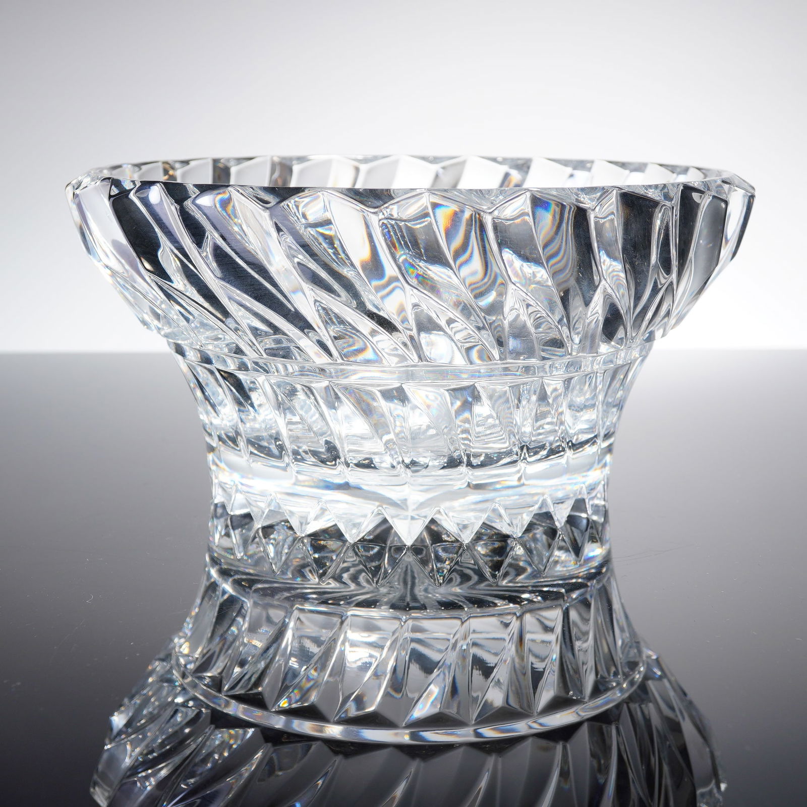 Mikasa Rainier Cut Crystal Centerpiece Bowl (1 of 3)