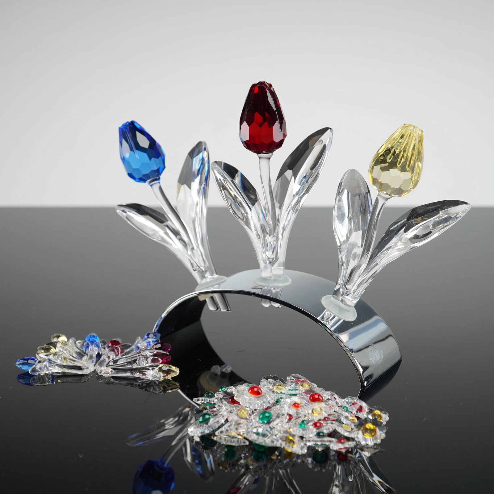 Collection of Swarovski SCS Tulips and Stand with Accessories (1 of 5)