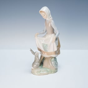 Lladro Porcelain Figurine, Rabbit's Food 1004826