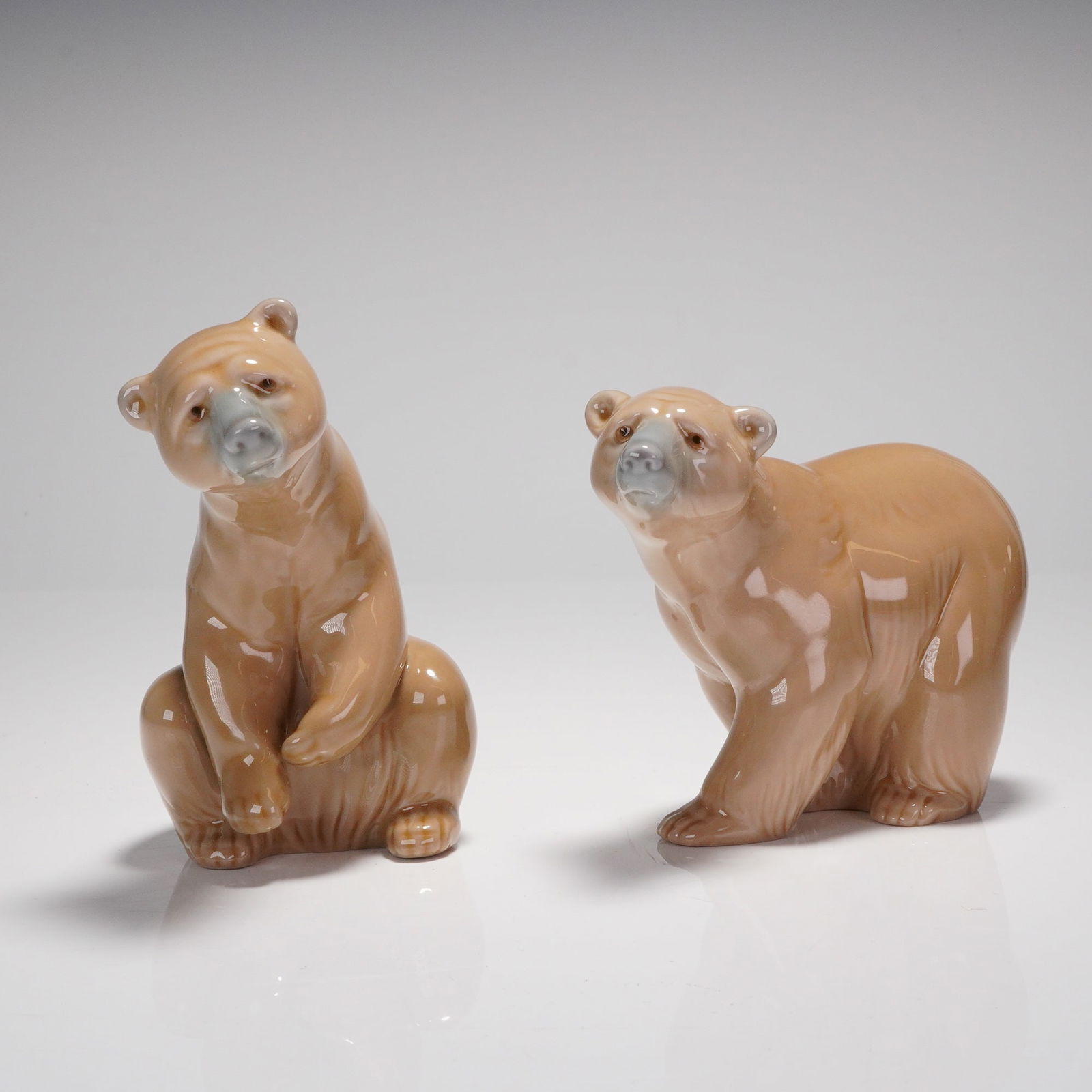 Pair of Lladro Glazed Porcelain Bear Figurines (1 of 5)