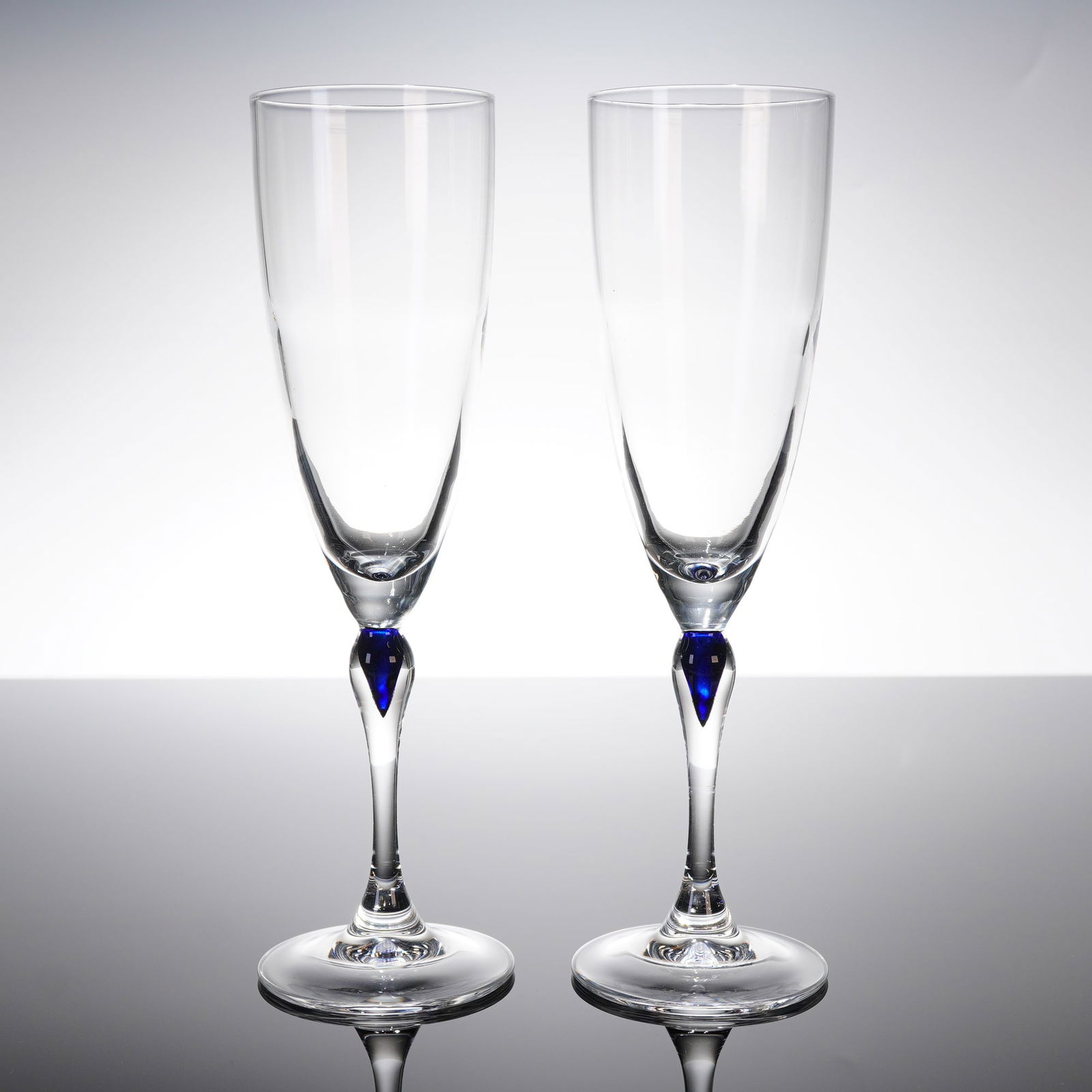 A Pair of Cristal D'Arques Durand Venise Saphir Champagne Flutes (1 of 3)