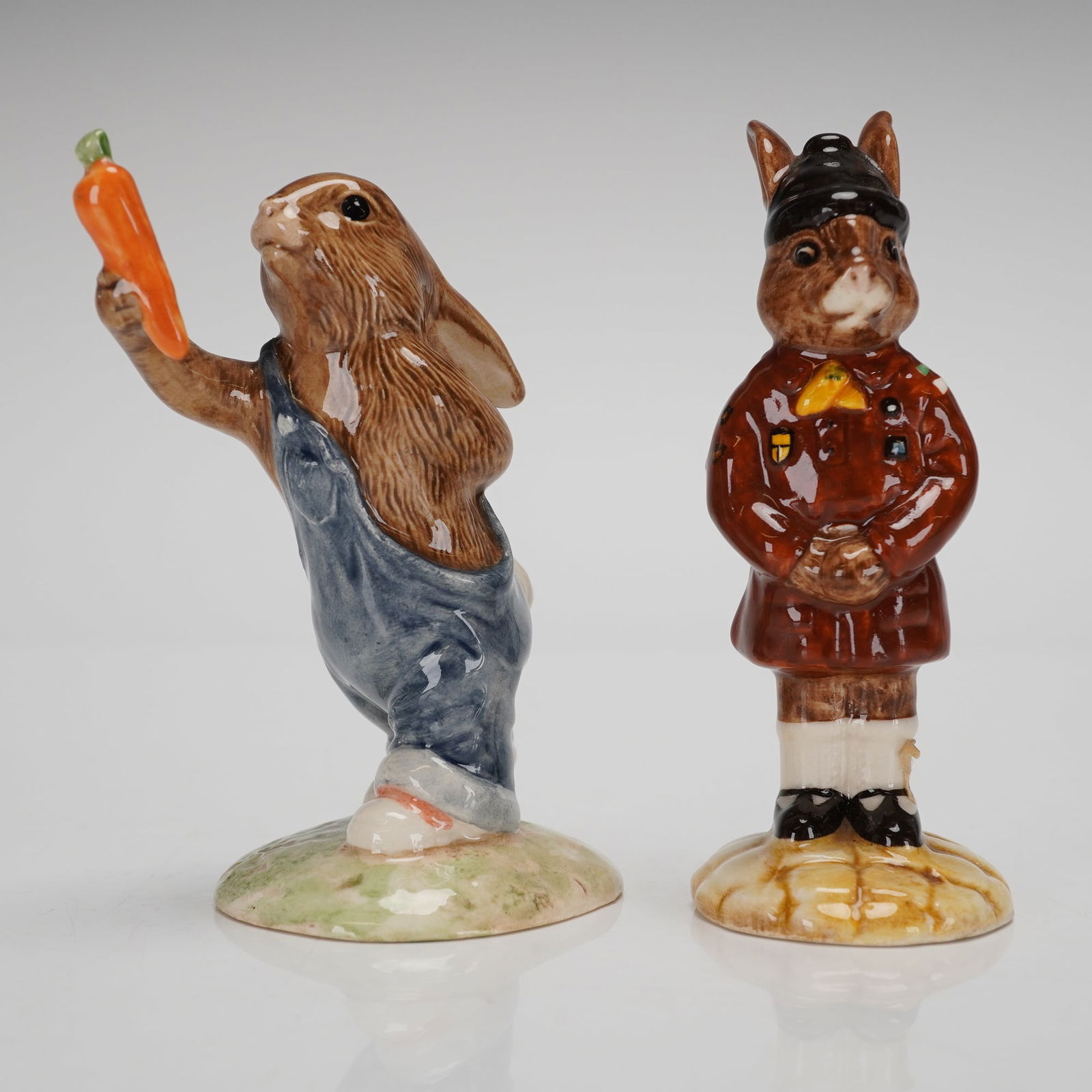 2 Royal Doulton Bunnykins Figurines: Mother Hen DB159 & Brownie DB61 (1 of 3)