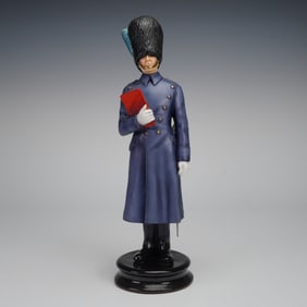 Michael Sutty Porcelain Sculpture, Irish Guards