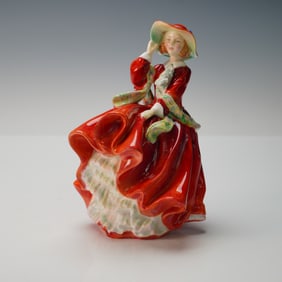Royal Doulton Figurine, Top O' The Hill HN3499