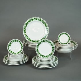 A 28-Piece Meissen Full Green Vine Pattern Part Dinner Service