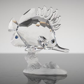 Signed Swarovski Longnose Butterfly Fish Figurine 666567 with Original Box