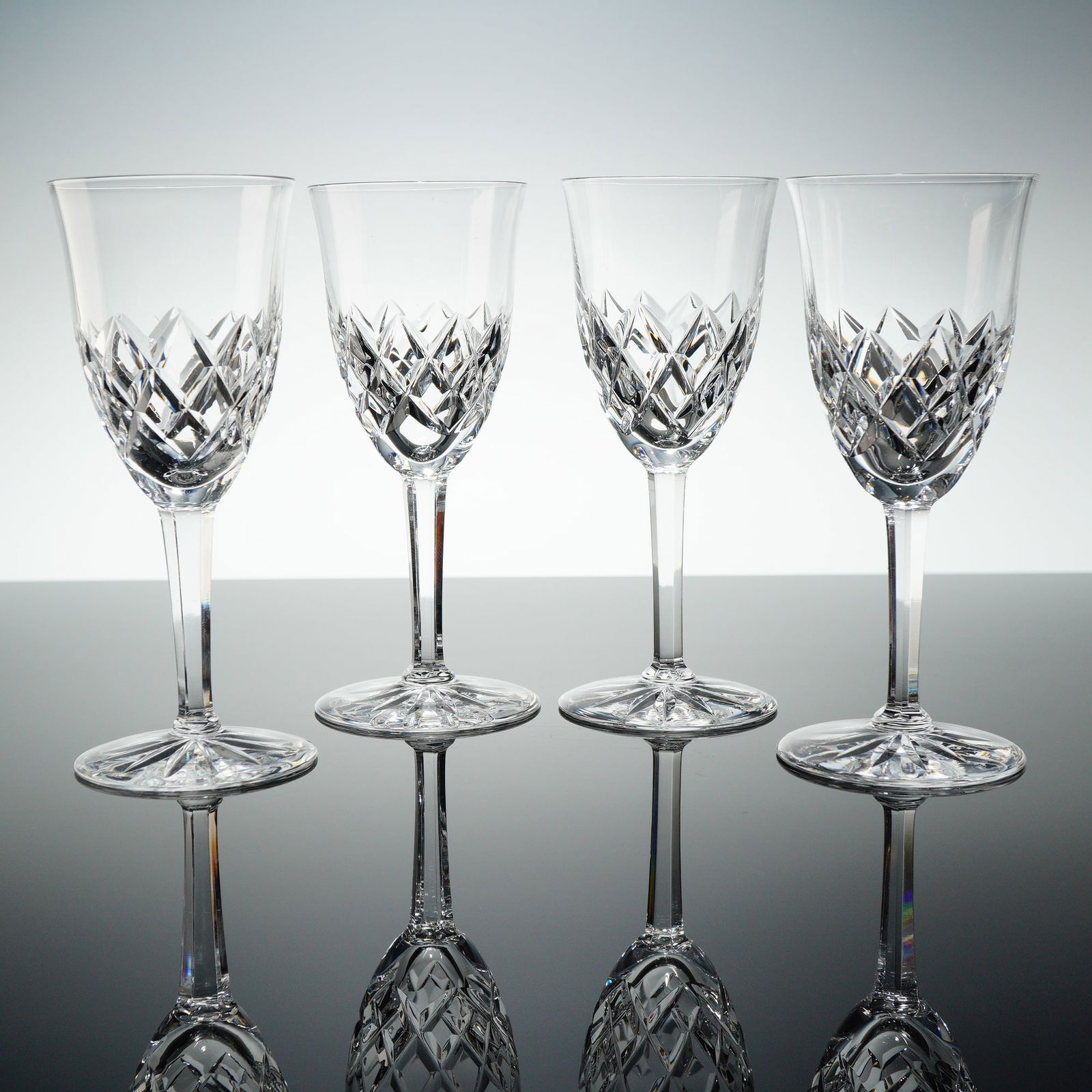 Set of Four Orrefors Cut Crystal Stemware Sherry Glasses (1 of 3)