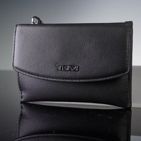 TUMI Belden Flap Card Case