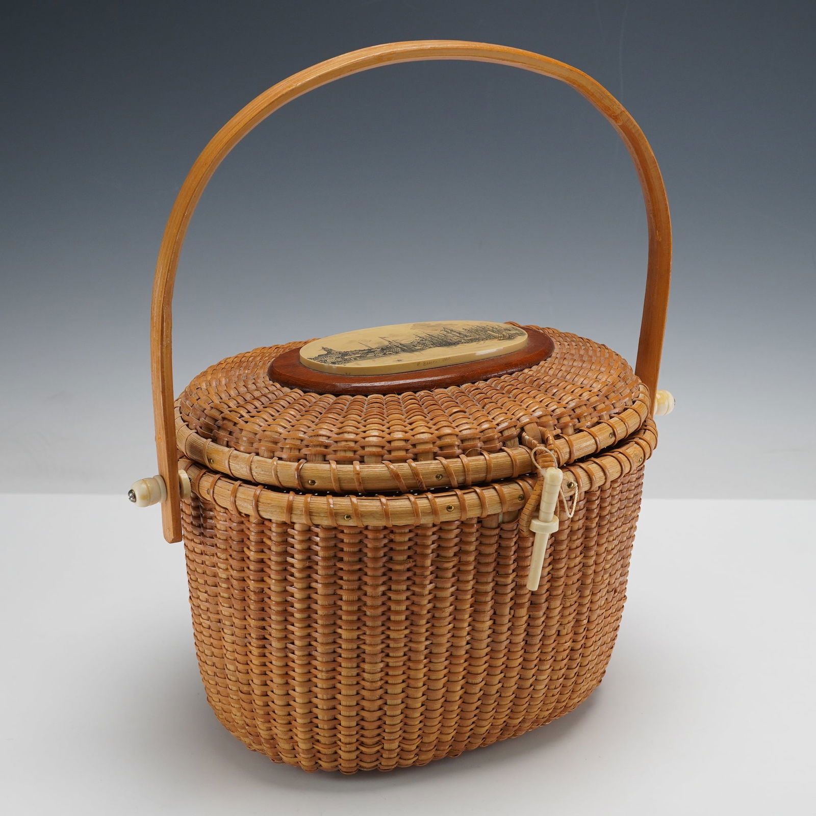 Nantucket Scrimshaw Maritime Scene Basket Purse (1 of 5)