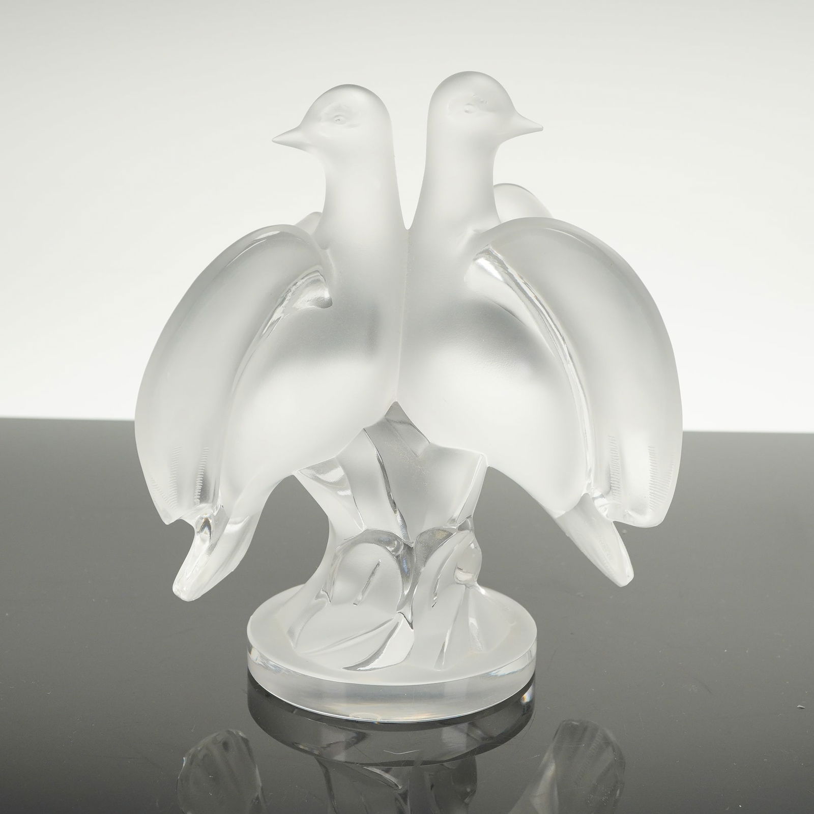 Lalique Crystal Ariane Doves Figurine (1 of 4)