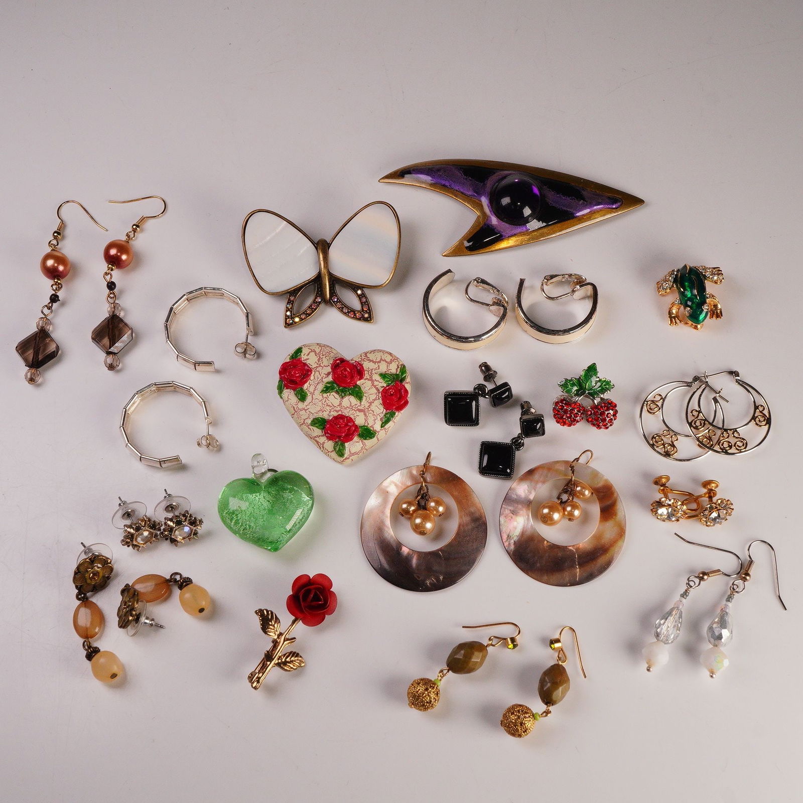 18pc Costume Jewelry Collection- Earrings, Pin & Brooches (1 of 5)