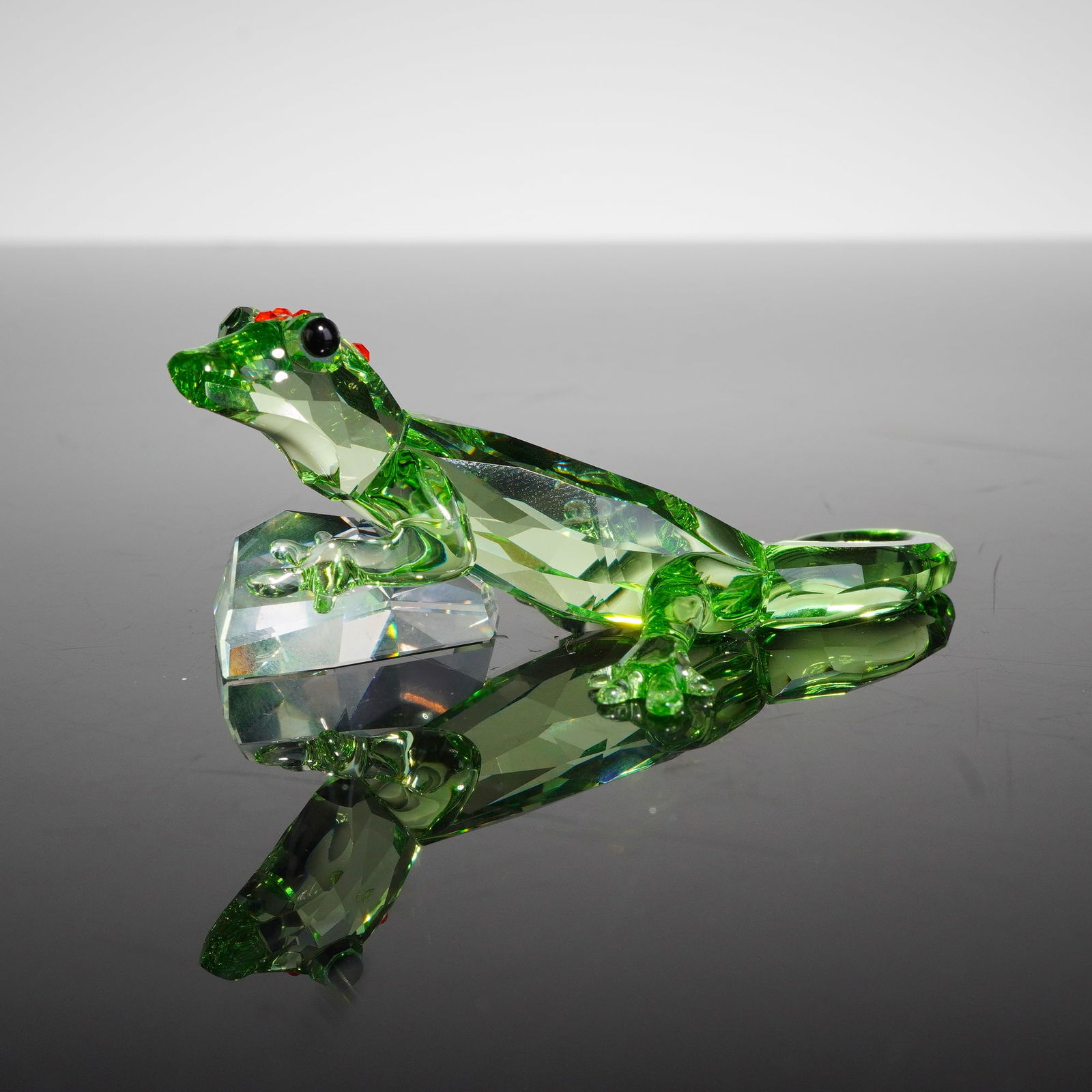 Swarovski Crystal Figurine, Gecko (1 of 5)