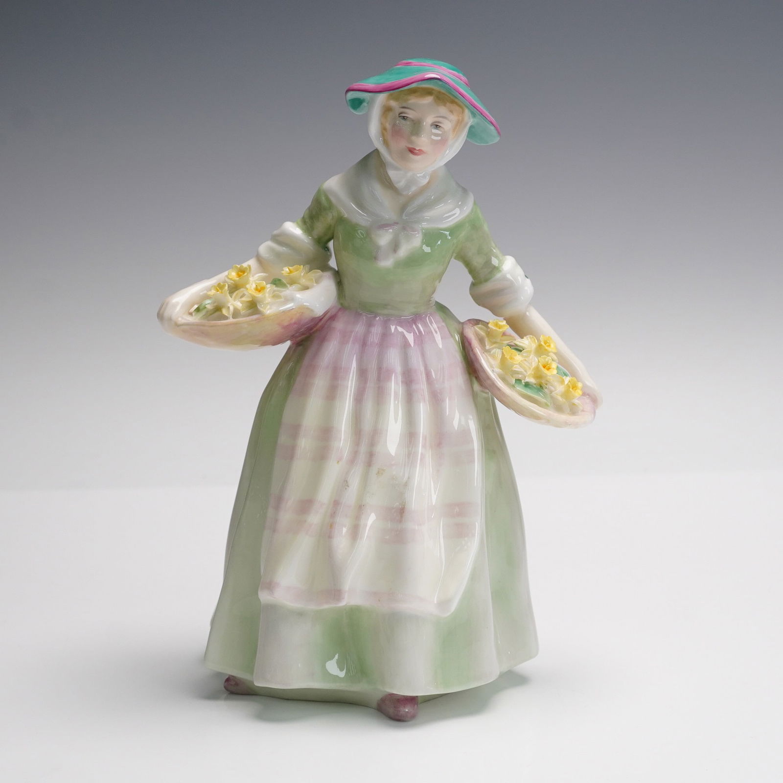 Royal Doulton Figurine, Daffy Down Dilly HN1712 (1 of 5)