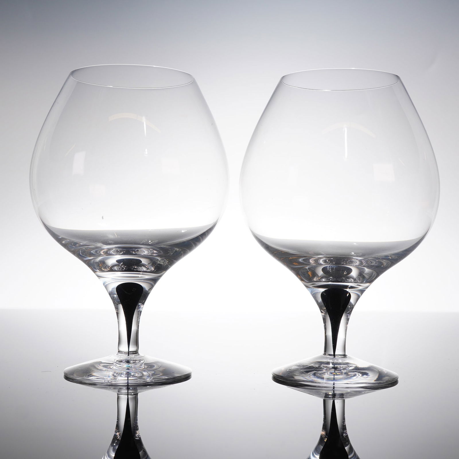 A Pair of Orrefors Intermezzo Crystal Brandy Glasses (1 of 4)