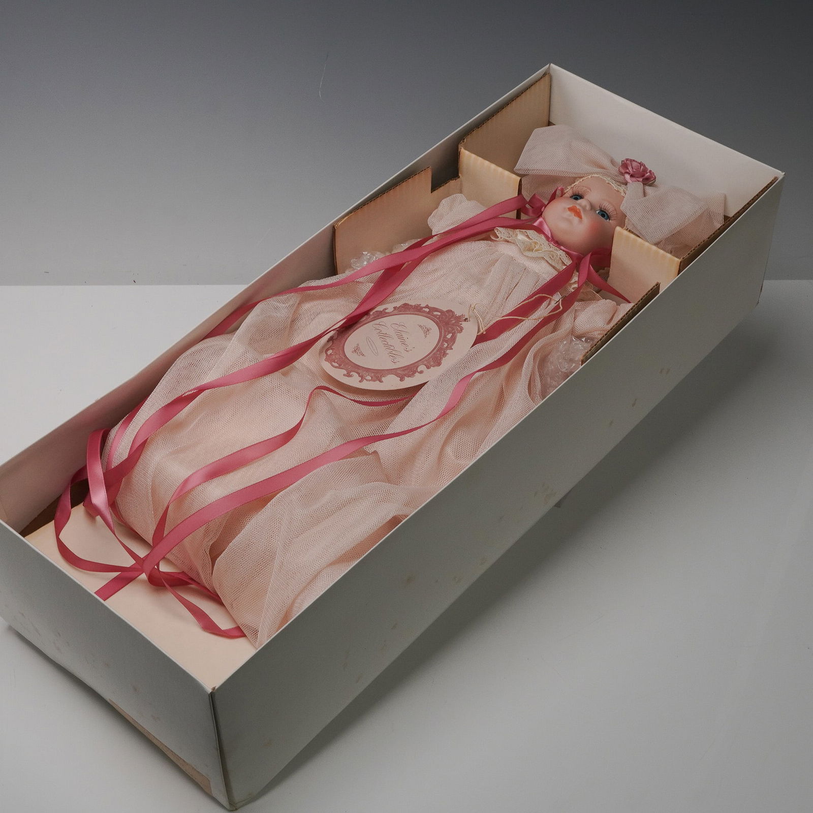 Victorian Collector's Doll by Elaine's Collectibles, Boxed (1 of 6)