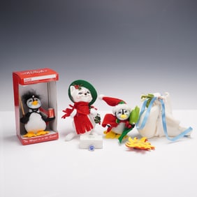 6pc Annalee Dolls Holiday Figurines with Society and Sun Pins