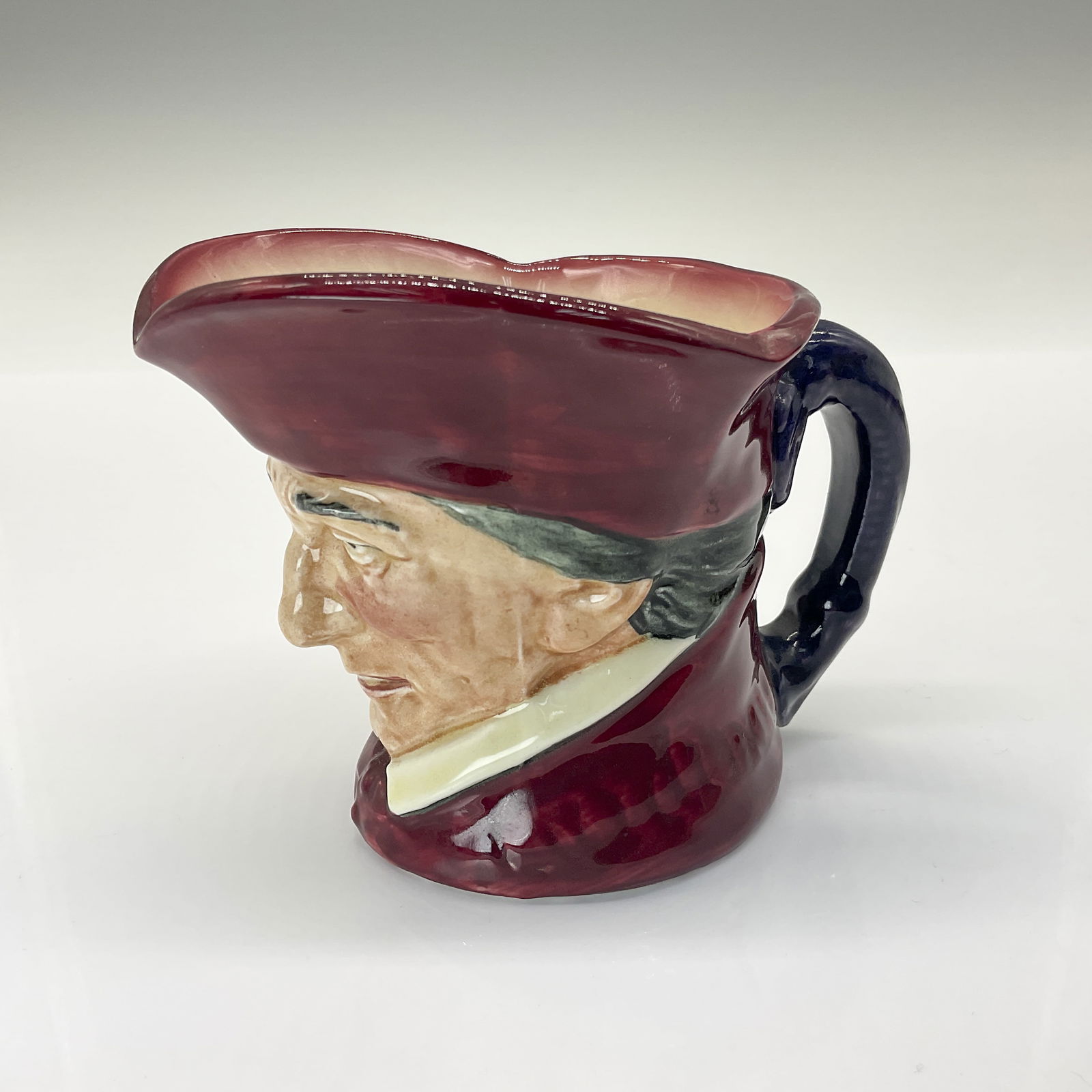 The Cardinal D6033 - Small - Royal Doulton Character Jug (1 of 4)