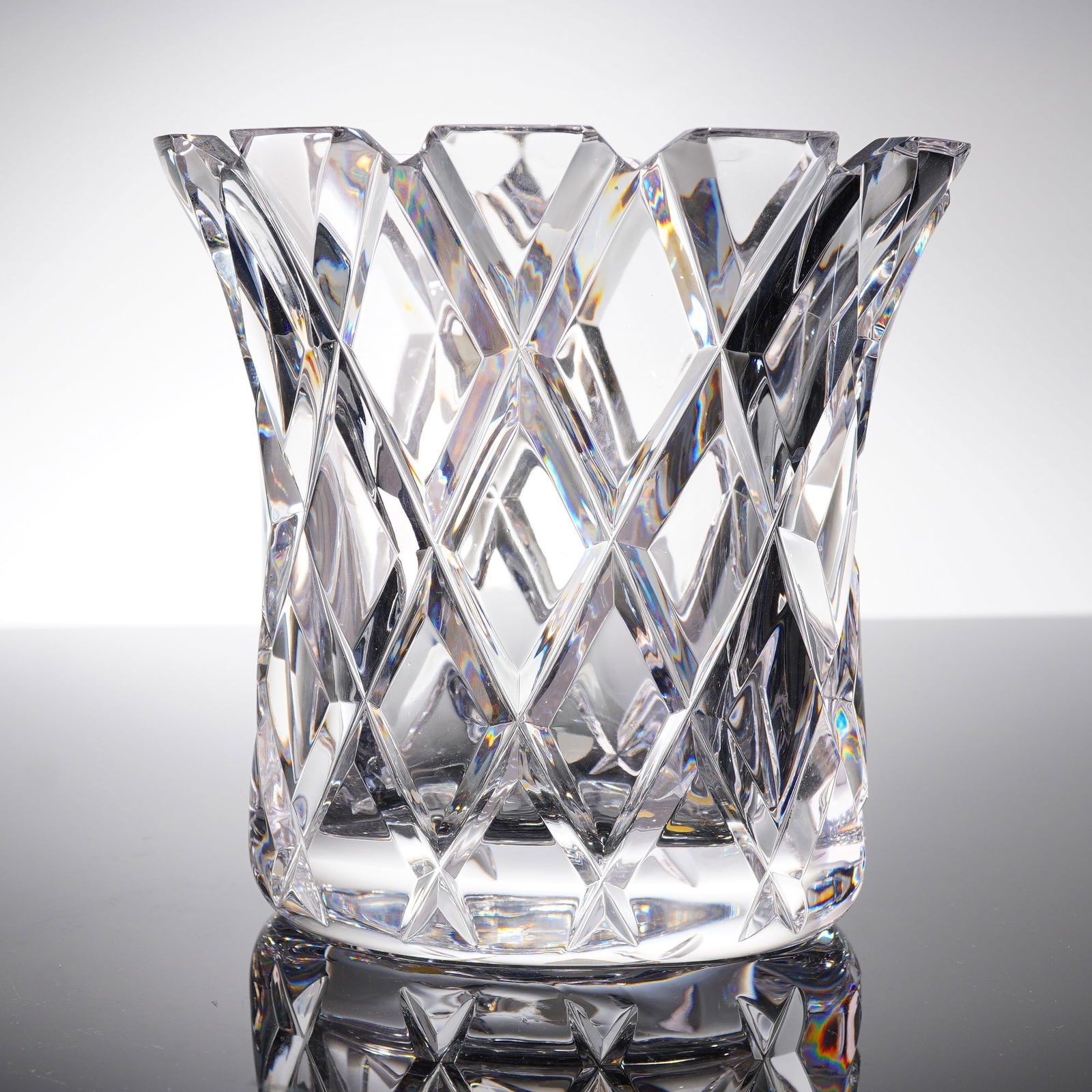 Orrefors Deep Cut Crystal Vase (1 of 4)
