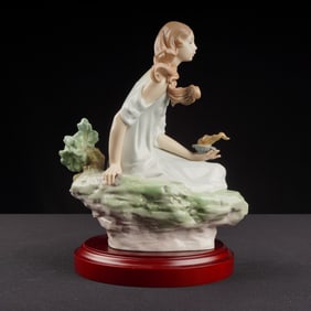 Lladro Privilege Figurine The Muse 01007703 with Base