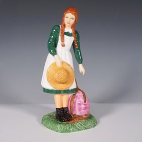 Royal Doulton Figurine, Anne Arrives at Green Gables HN5225