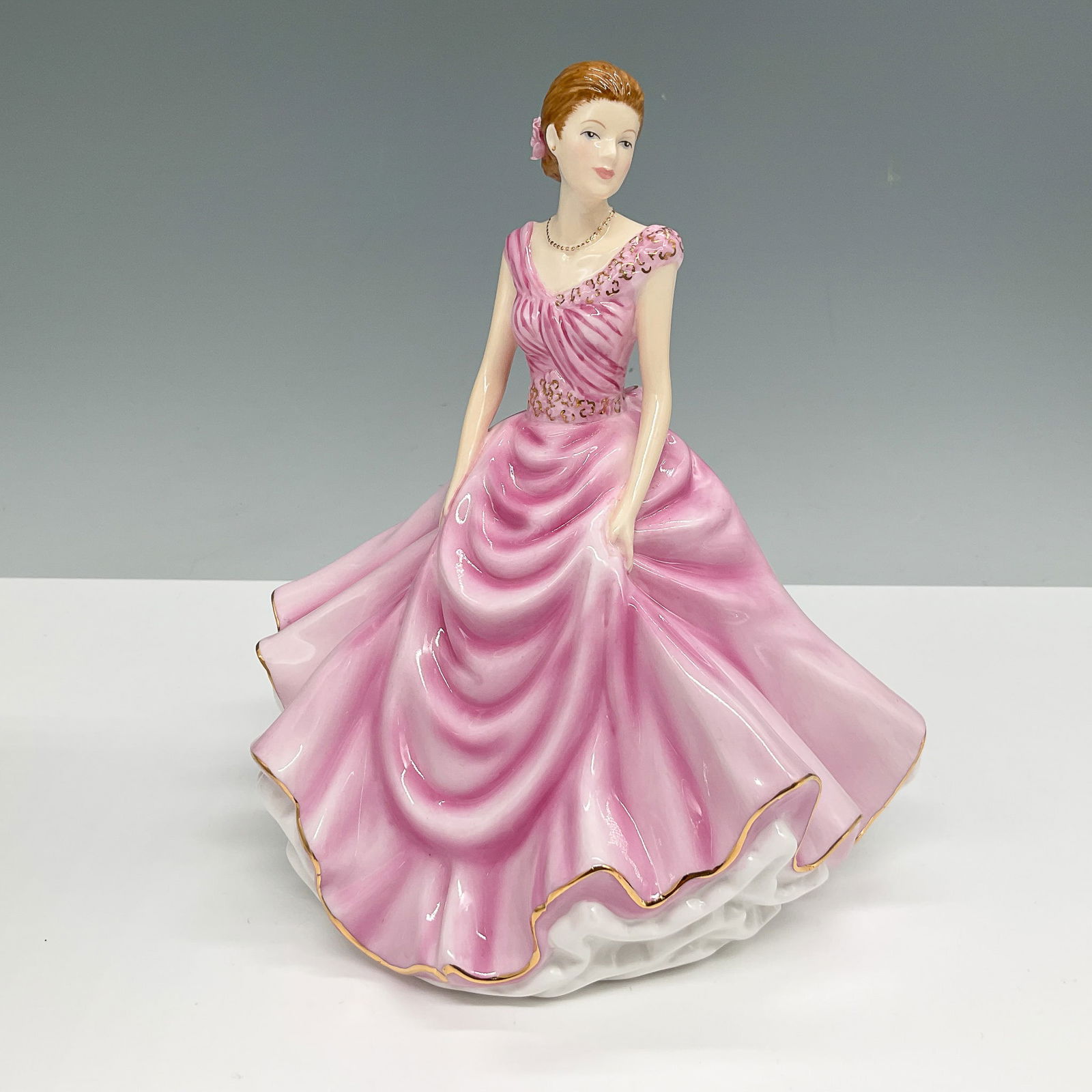 Royal Doulton Figurine, Donna HN5590 (1 of 4)
