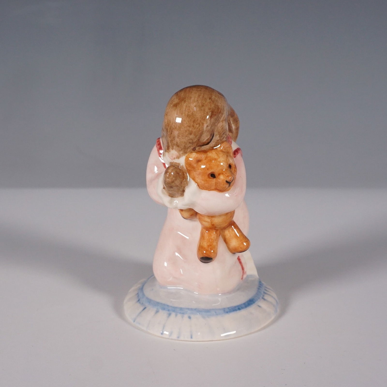 Royal Doulton Figurine, Goodnight Bunnykins DB157 (1 of 4)
