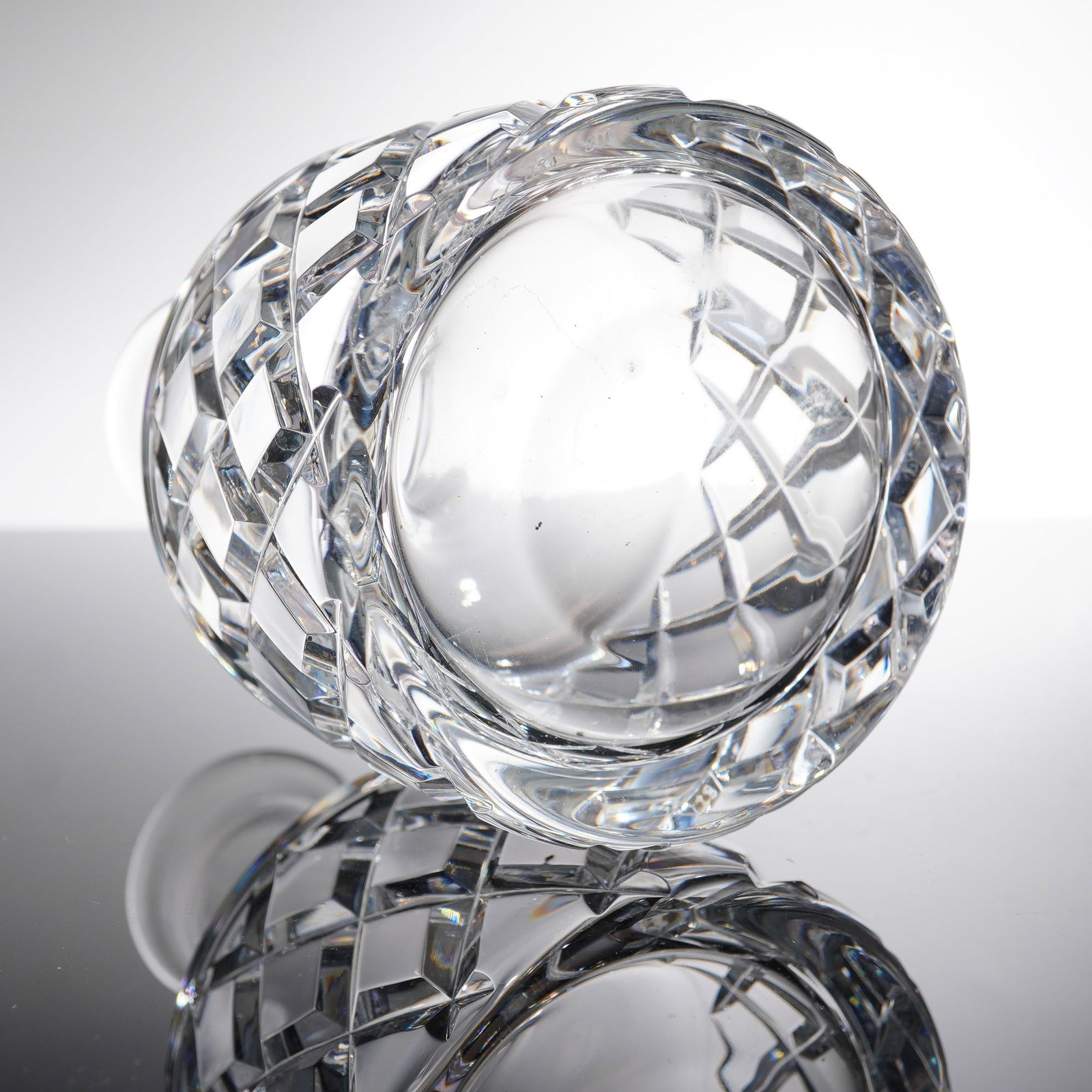 Orrefors Sofiero Crystal Decanter and Stopper - 3