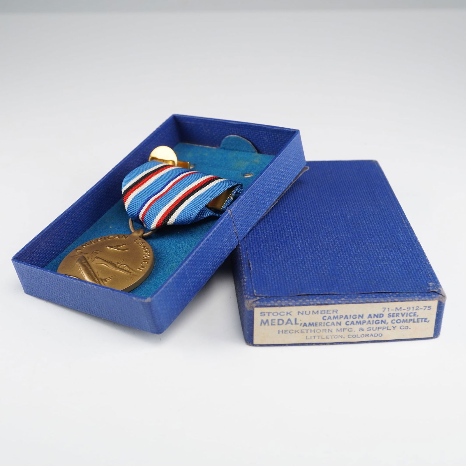 WWII American Campaign Medal by Heckethorn Mfg. & Supply Co. (1 of 3)