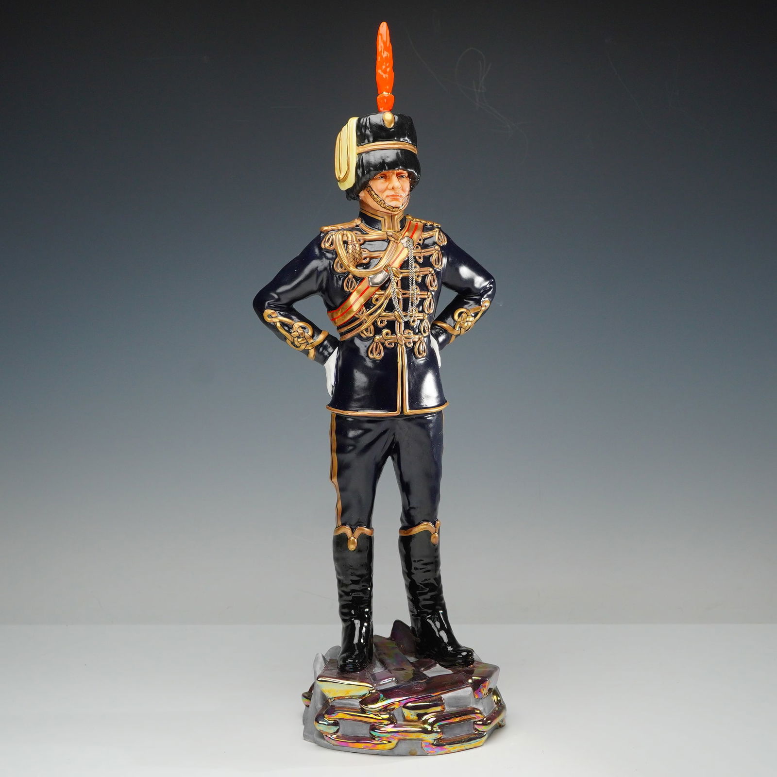 Michael Sutty Sculpture, Second Lieutenant Winston S Churchill 4th Hussars (1 of 5)