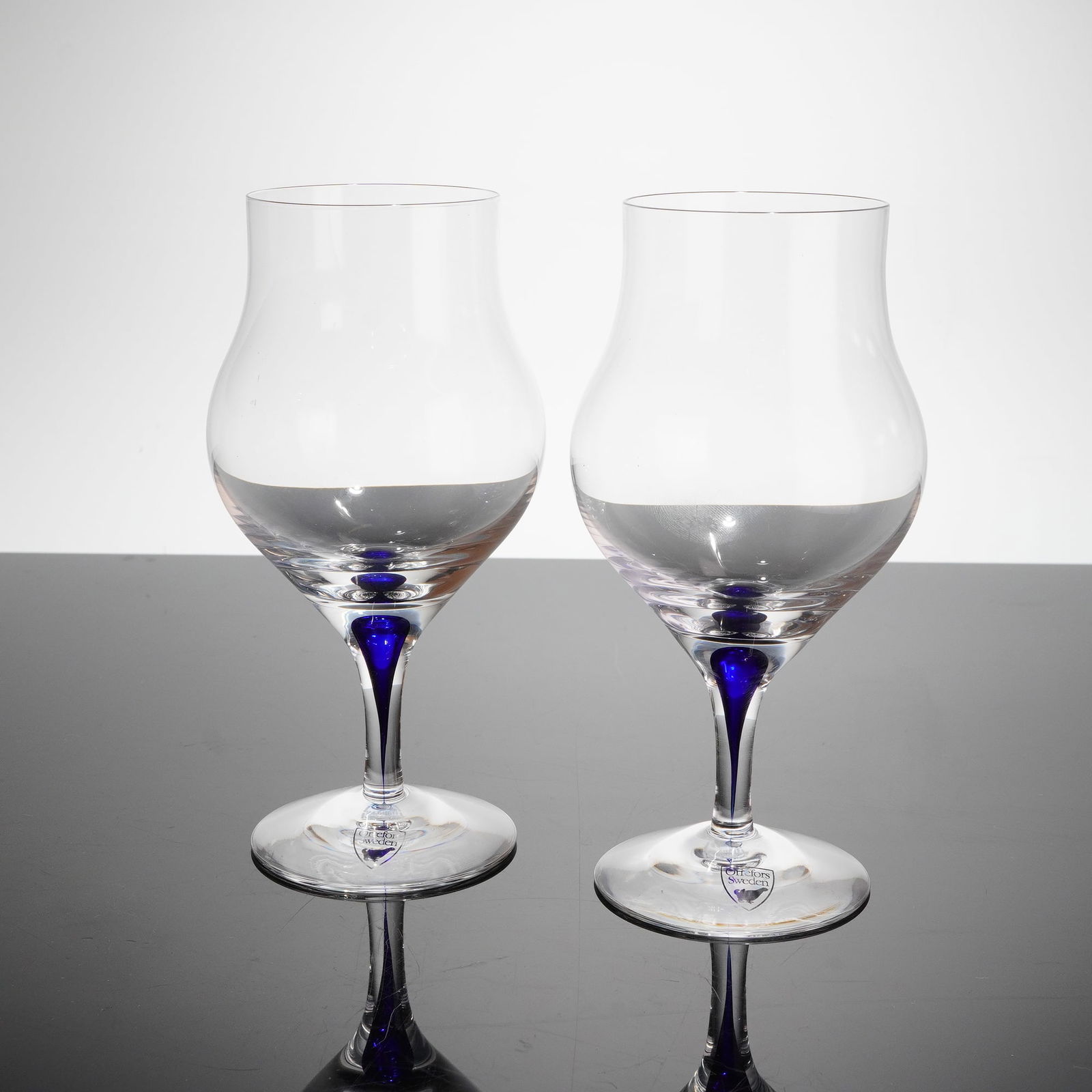 A Pair of Orrefors Intermezzo Blue Crystal Spirits Snifter Glasses (1 of 5)