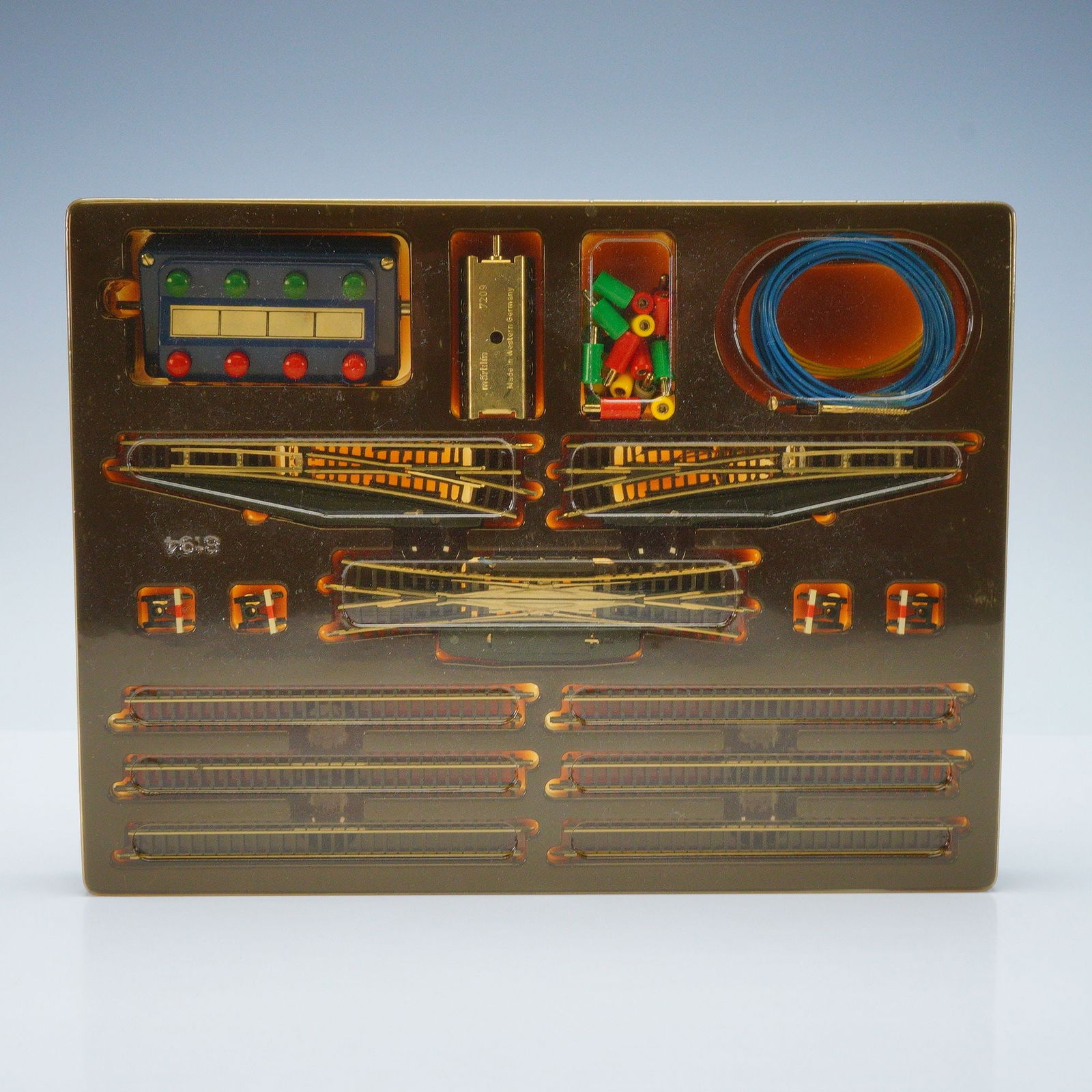 Marklin Mini-Club Z Scale Track Extension Set T3 (1 of 3)