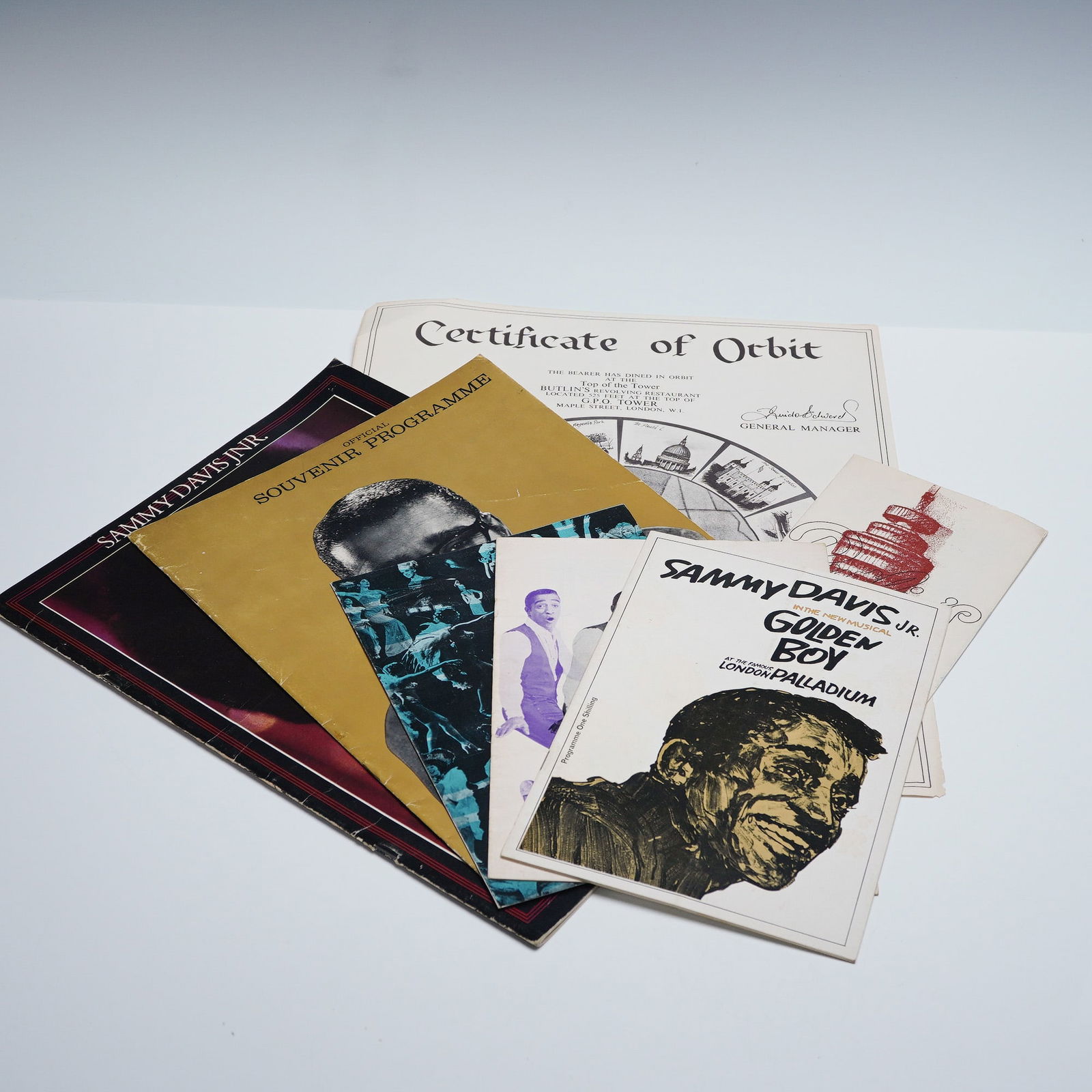 6pc Sammy Davis Jr and London Theatre Souvenir Booklets (1 of 4)