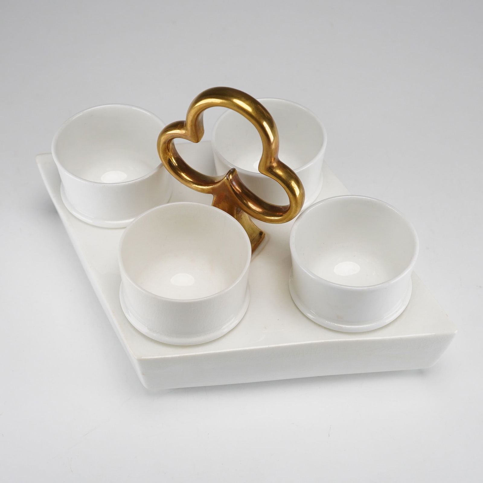 Wedgwood Four Set Egg Cups with Gilt-Handle Tray (1 of 5)