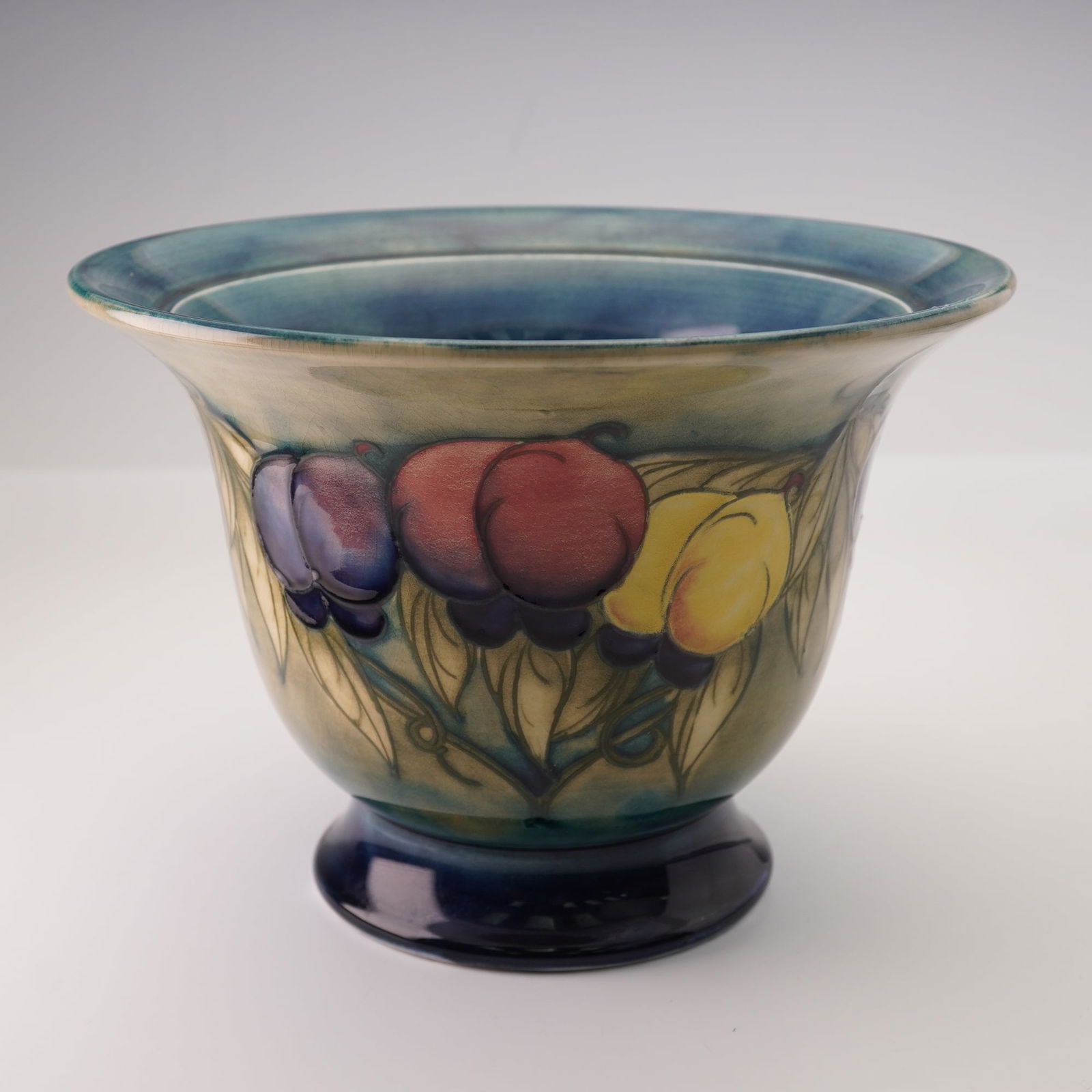 Walter Moorcroft Pottery Bowl, Wisteria (1 of 6)