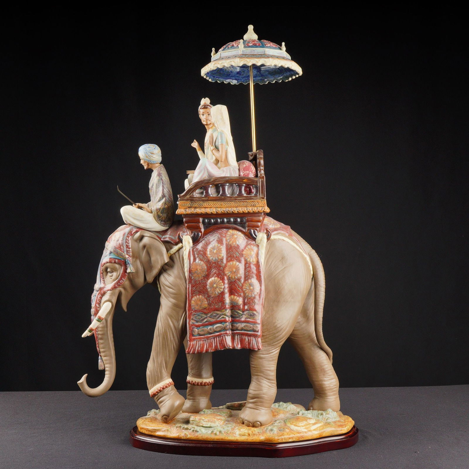 Lladro Gres Sculpture, Road to Mandalay 01013556 with Base (1 of 6)
