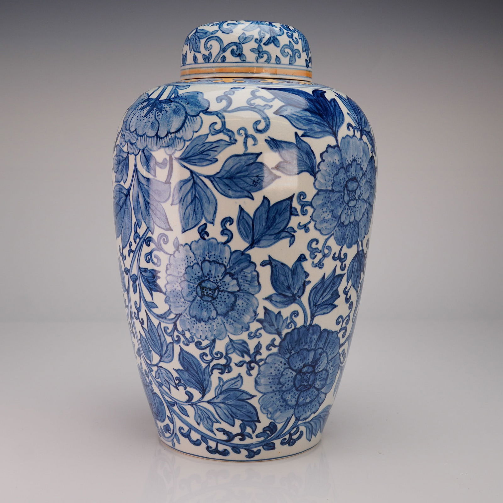 A Wedgwood Blue and White Porcelain Floral Covered Jar (1 of 5)