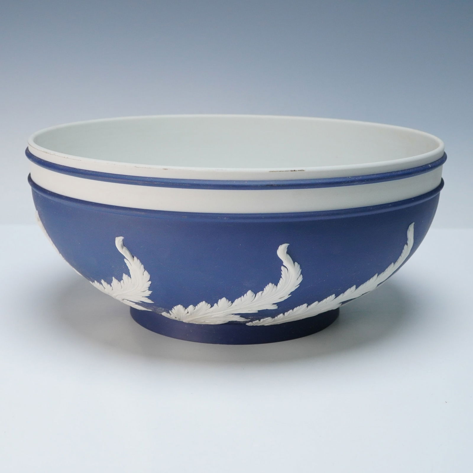Wedgwood Portland Blue Jasperware Acanthus Bowl (1 of 5)