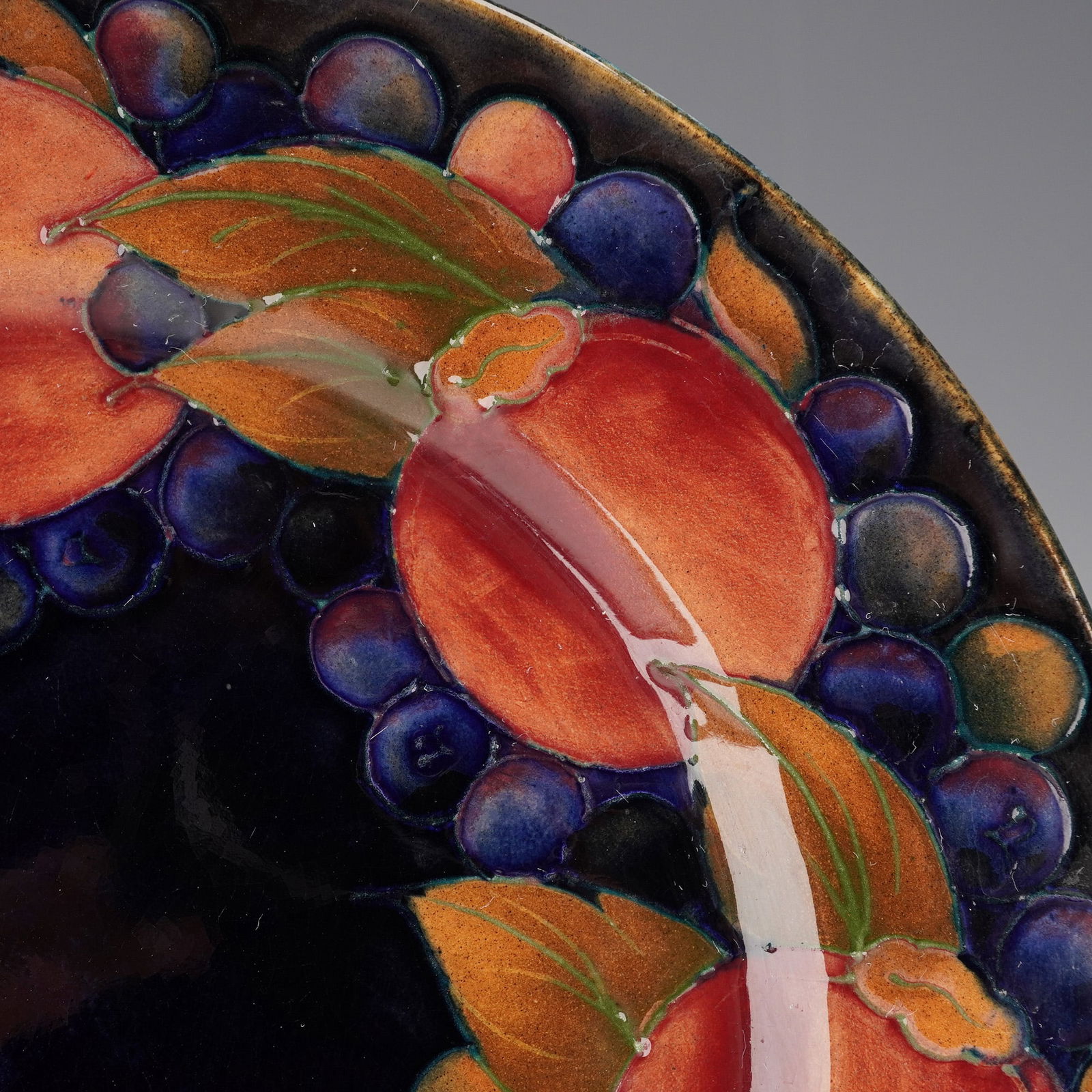 Three Moorcroft Pomegranate Pattern Earthenware Plates - 2