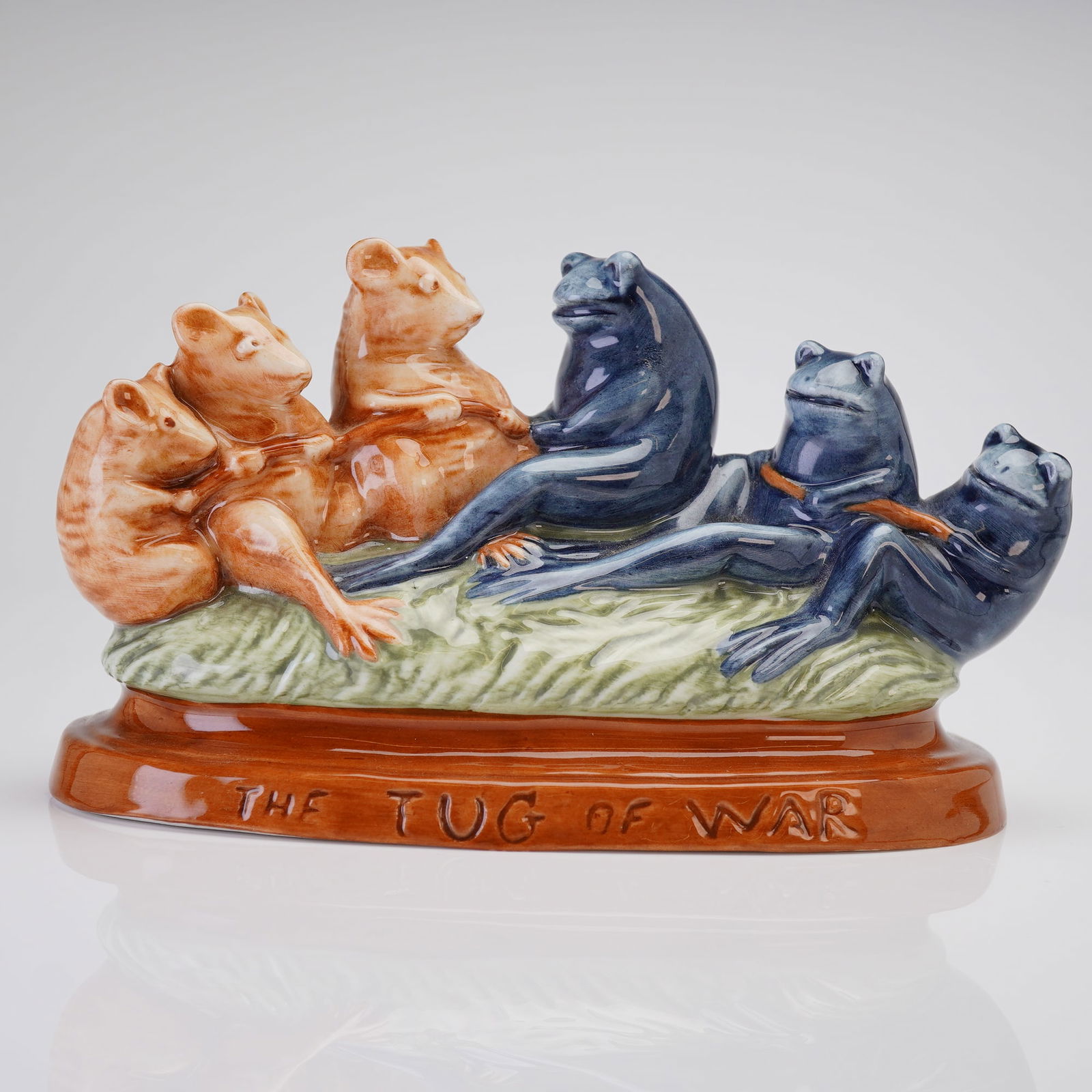 Royal Doulton Archives Lambethware Tug of War LW1 Figurine w/ Certificate (1 of 5)