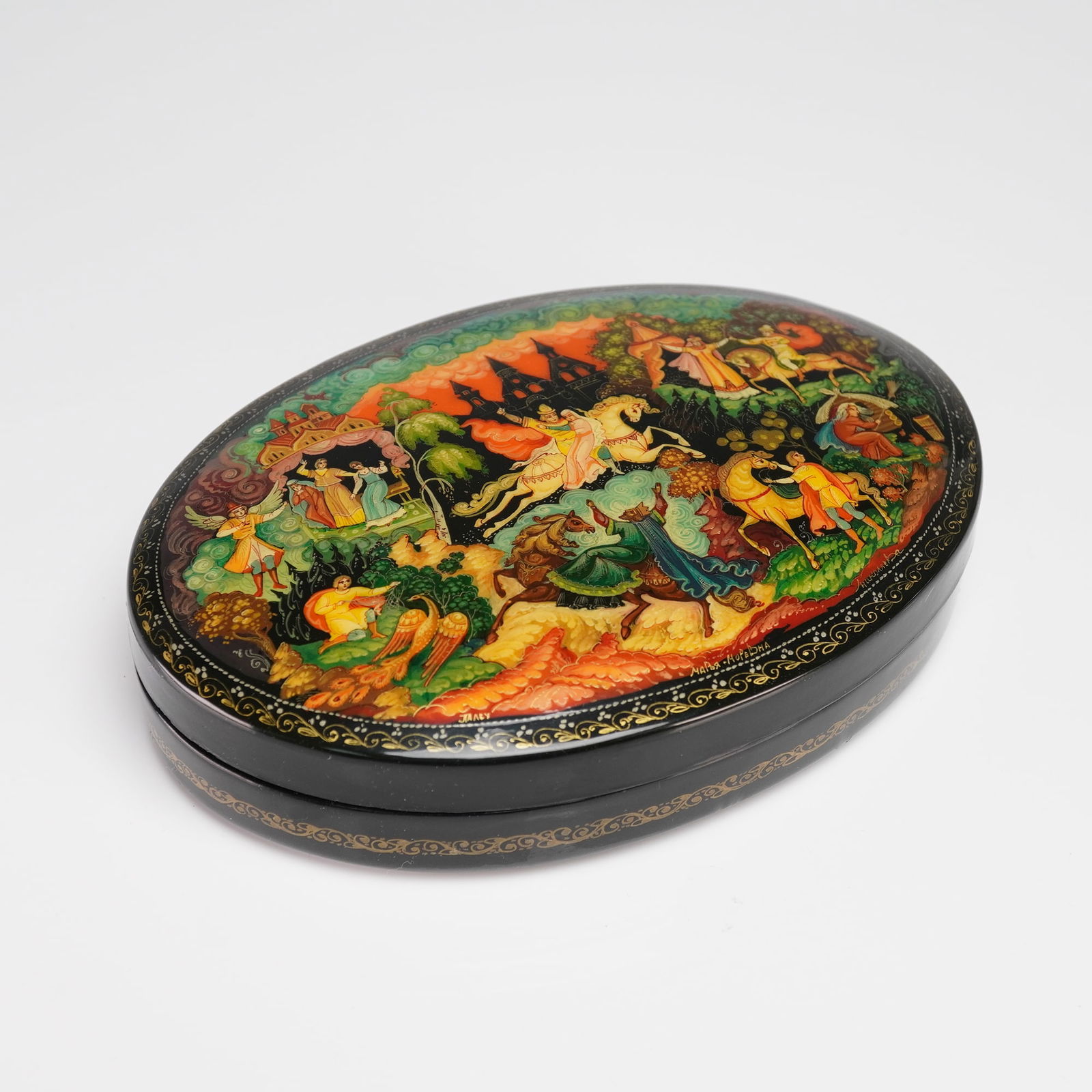 A Fedoskino Hand-Painted Lacquer Box (1 of 5)