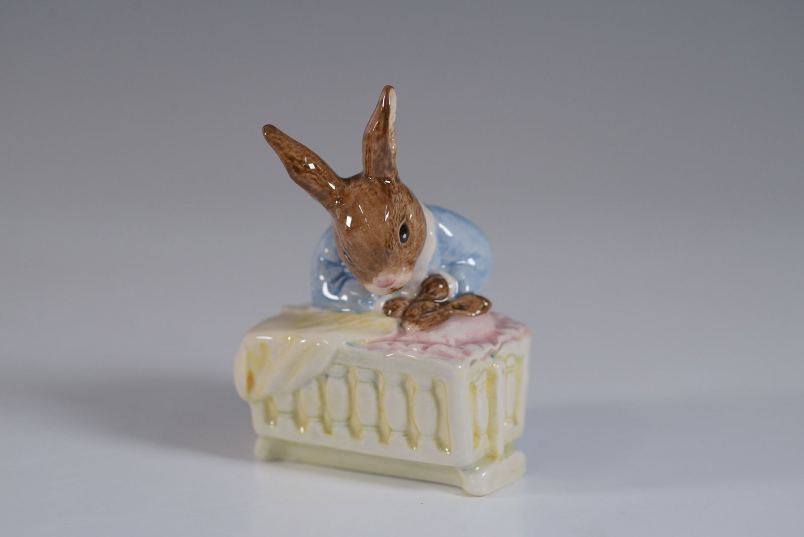 Royal Doulton Bunnykins Figurine, New Baby DB 158 (1 of 4)