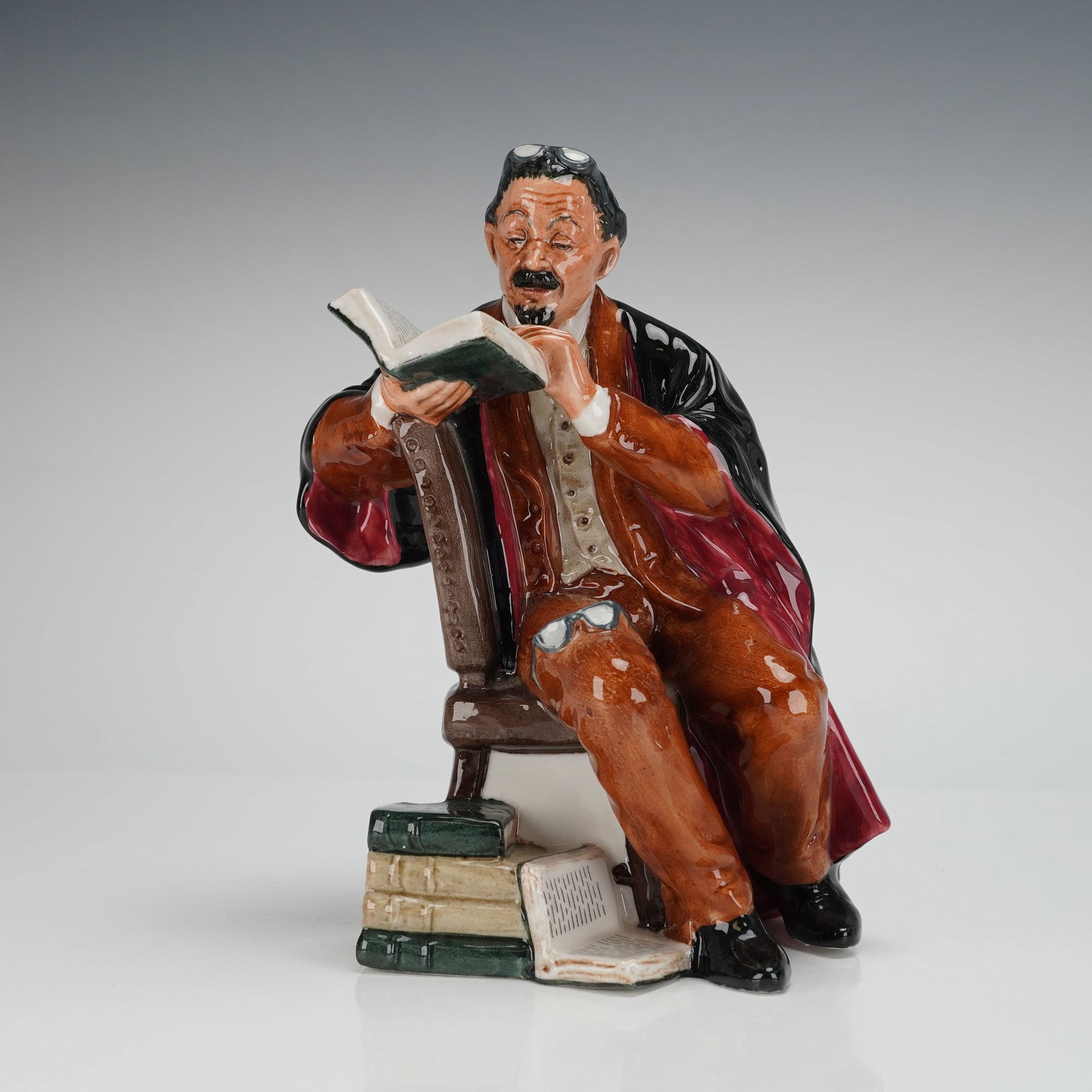 Royal Doulton Figurine The Professor HN2281 (1 of 3)