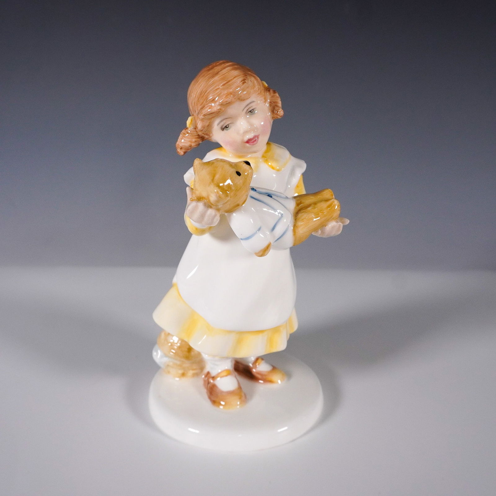 Royal Doulton Figurine, What's the Matter HN3888 (1 of 5)