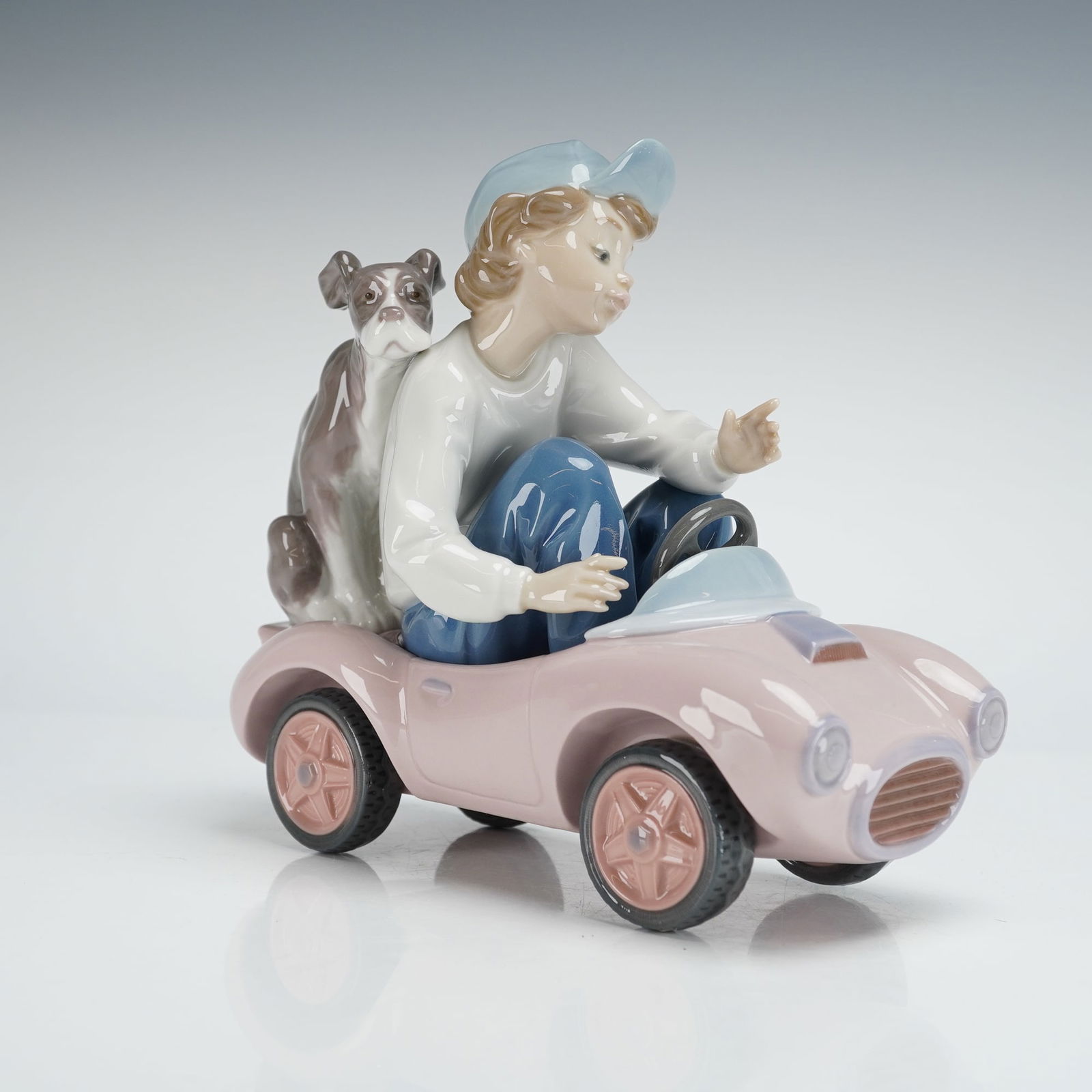 Lladro Porcelain Figurine Out for a Spin 01005770 (1 of 4)