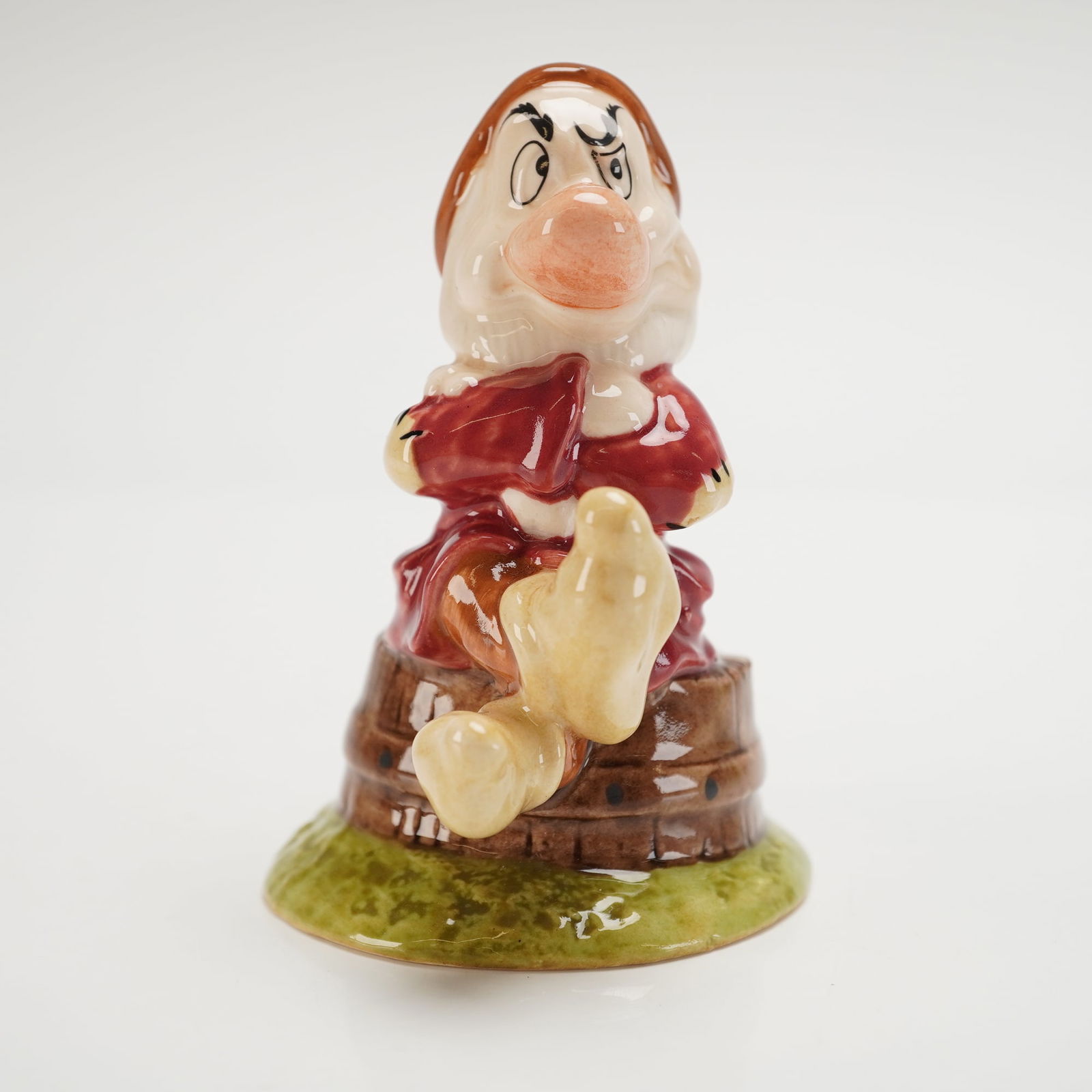 Royal Doulton Disney Classic Snow White Grumpy Figurine SW11 (1 of 4)