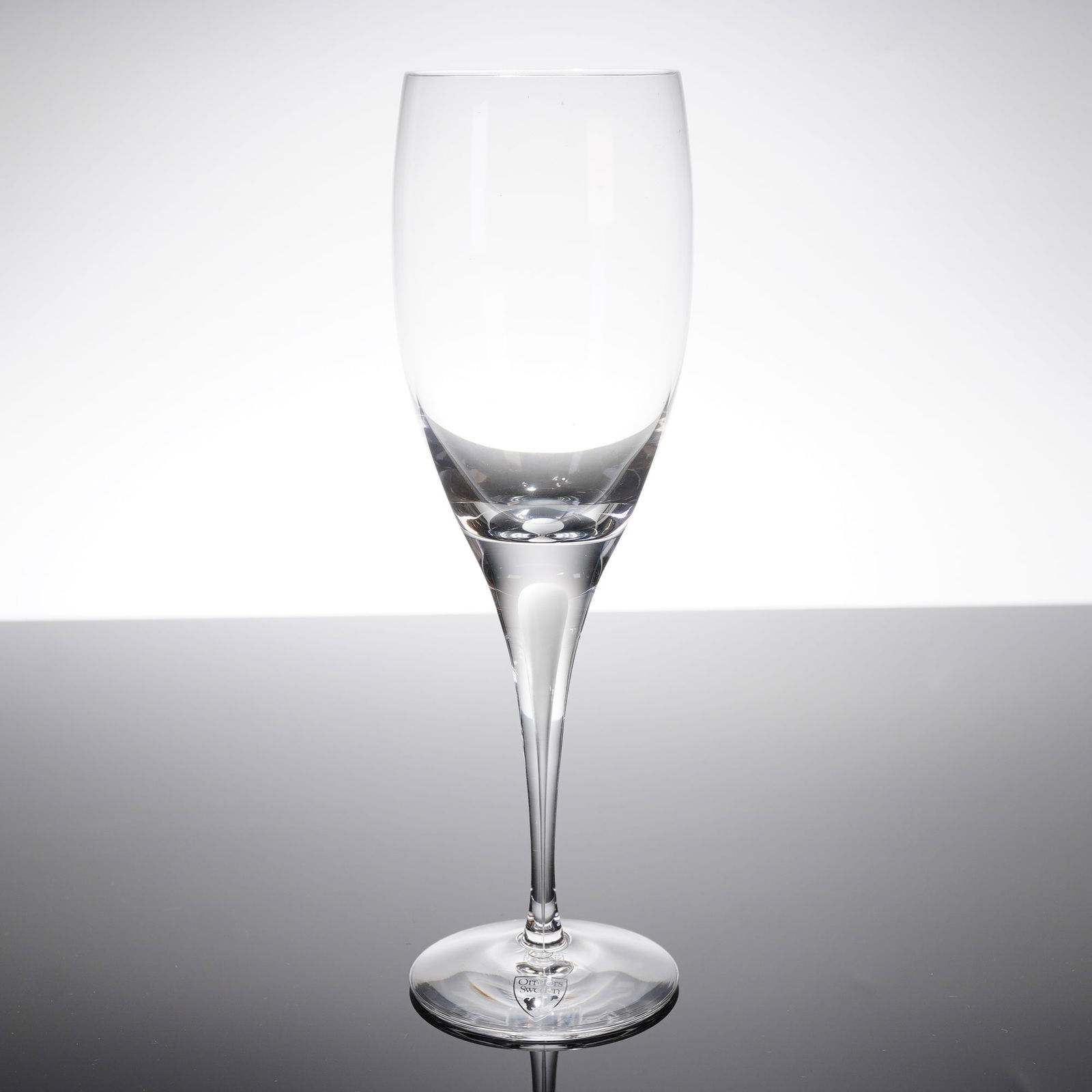 Orrefors Intermezzo Satin Crystal Wine Glass (1 of 4)