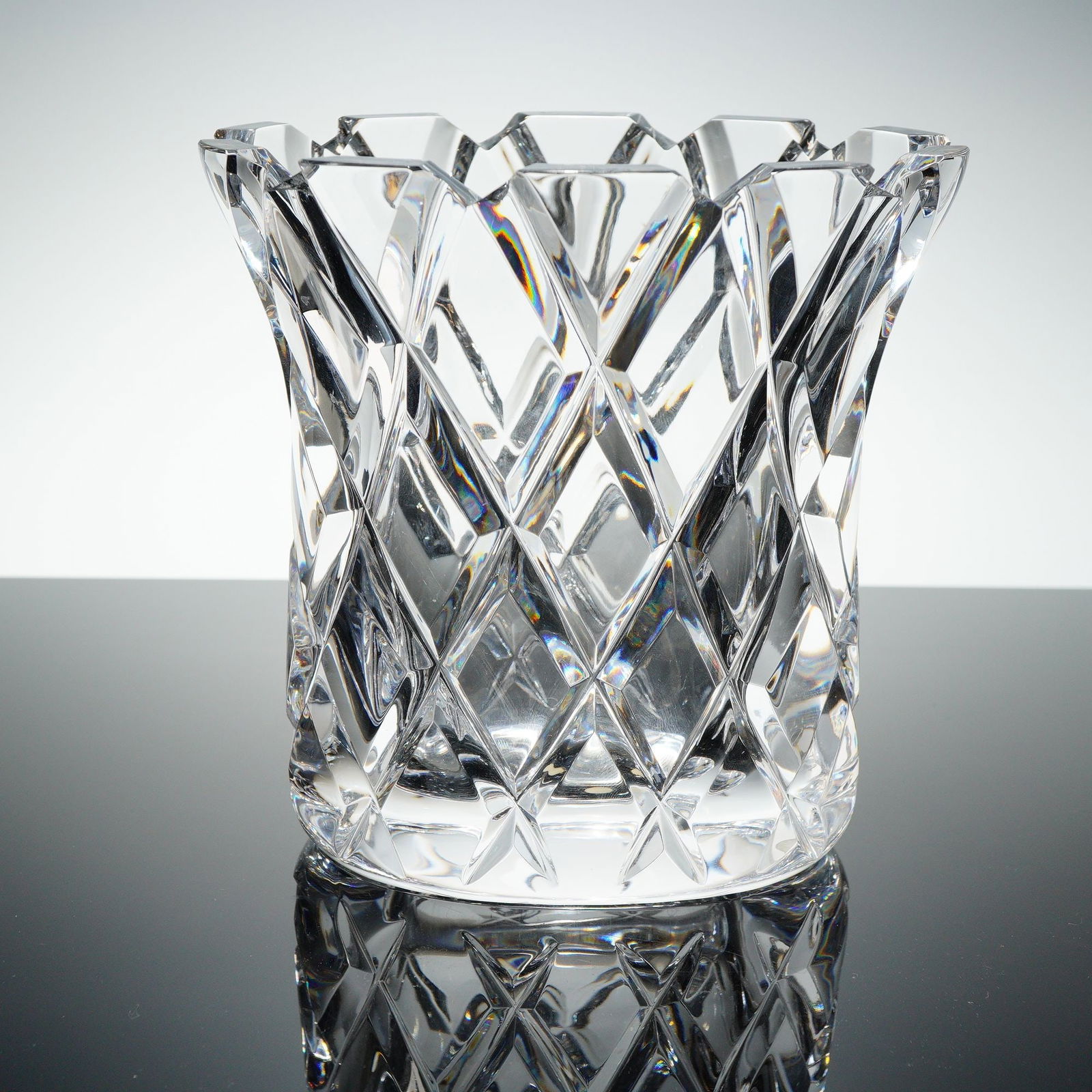 Orrefors by Gunnar Cyren Sofiero Cut Crystal Vase (1 of 4)