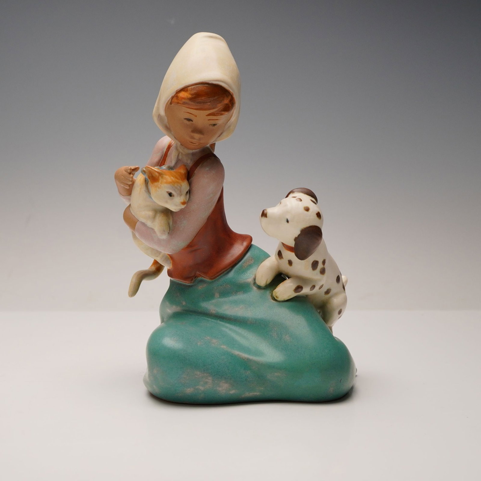 Lladro Porcelain Figurine 5032 Little Friskies Girl with Dog and Cat (1 of 6)