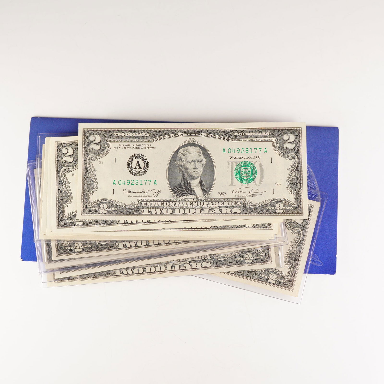 19pc 1976, 1995 U.S Two Dollars Notes, 5 1st Issue Notes & 1 Star Note (1 of 5)