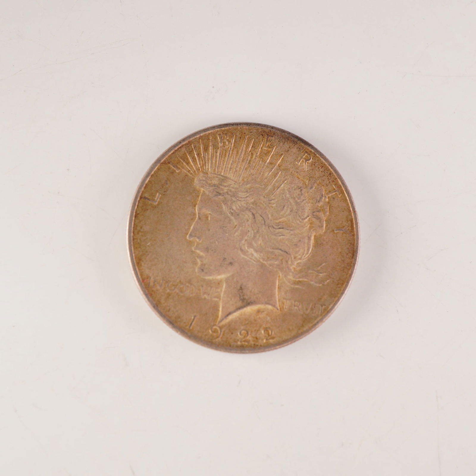1922 Peace Silver Dollar Coin (1 of 2)